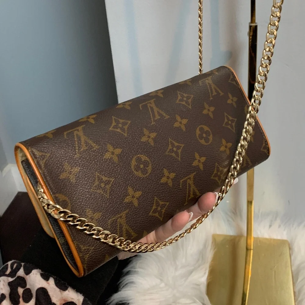 1999 authentic Louis Vuitton Twin Pochette GM crossbody w free chain - Picture 5 of 16